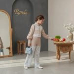 شومیز شلوار مجلسی دخترانه با خرجکار دانتل مدل فانوس 2 - Image 5