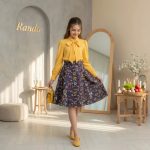 شومیز دامن طرحدار دخترانه مدل گلاره - Image 2